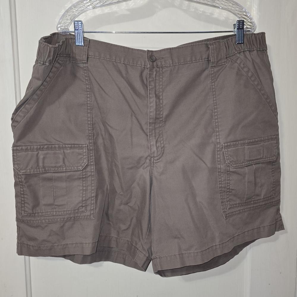 Savane Men's Dark Tan Cargo Utility 7"  Shorts Size 44